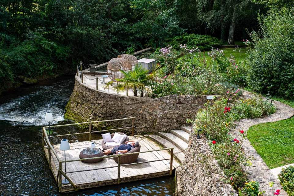 Charme au Fil de l'Eau · chambres jacuzzi proche paris dans l'aisne